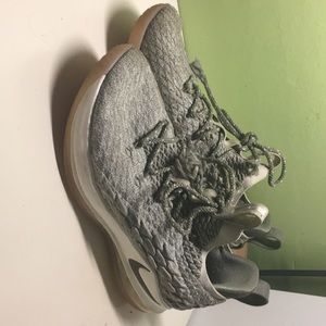 Nike Lebron 15 lows